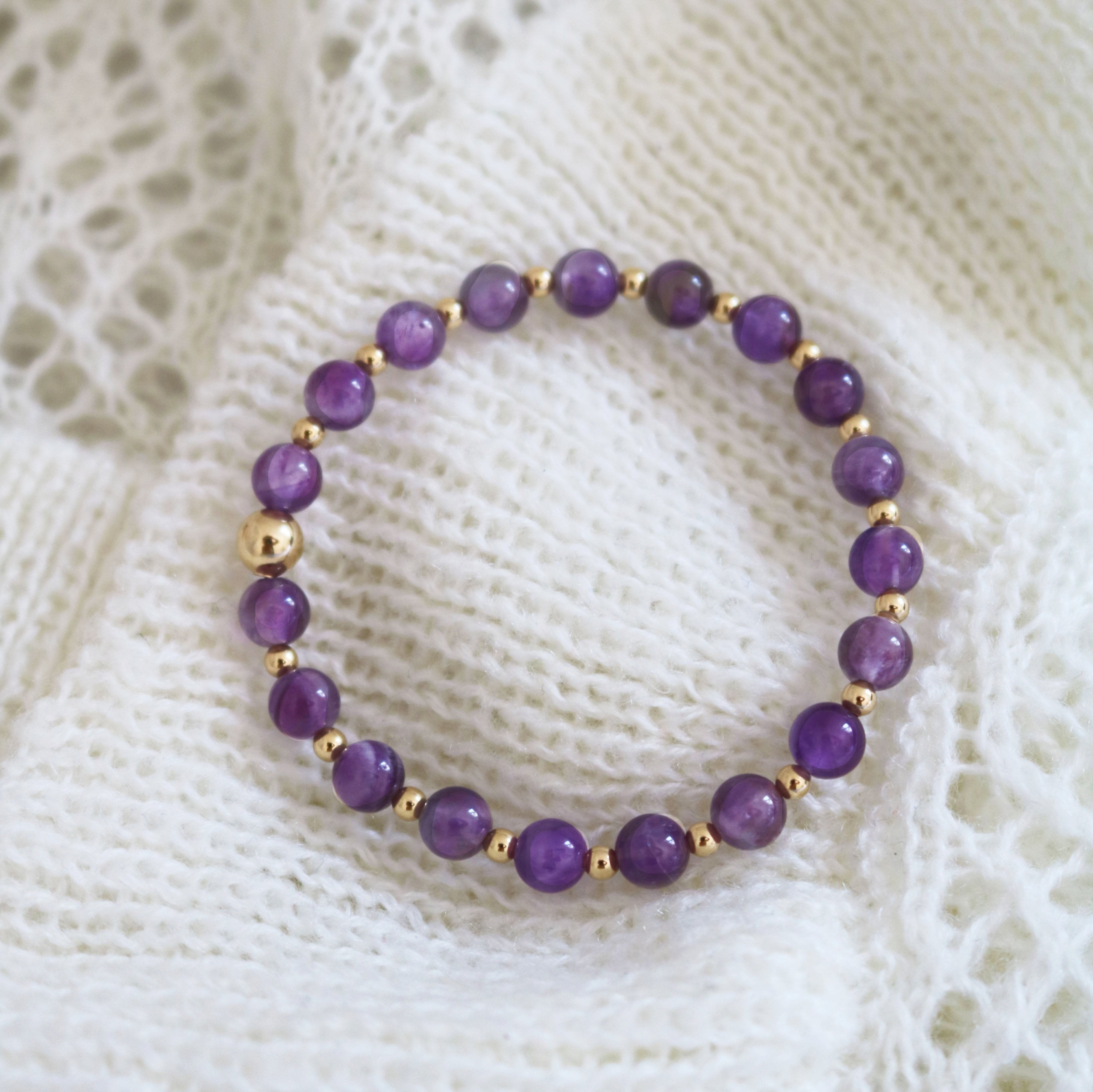 Gold and Natural Amethyst Beaded Bracelet with Charm, online Friendship Bracelet, Healing Stone, February Birthstone