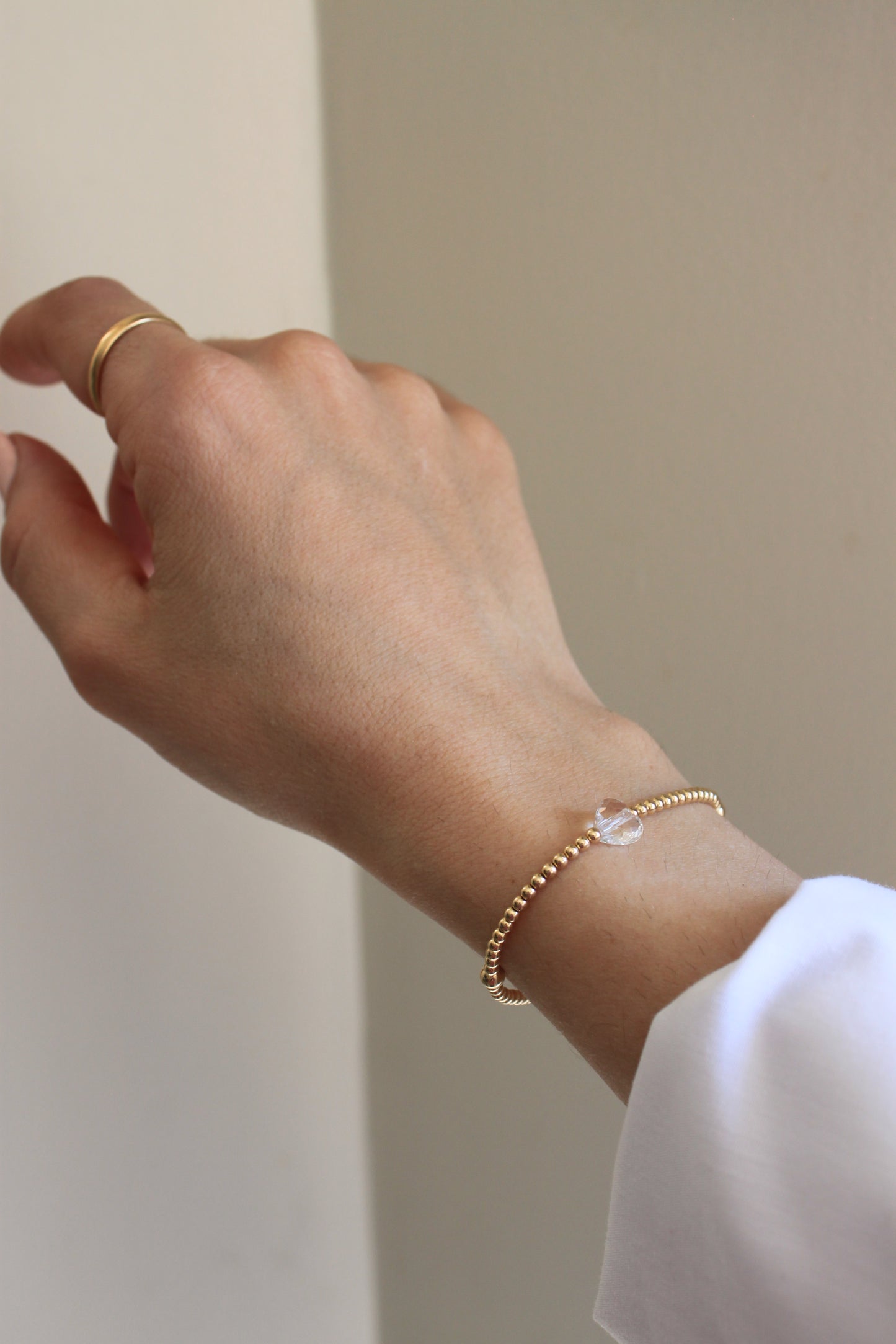 Anna's Bracelet | Gold With Swarovyski Heart Bead