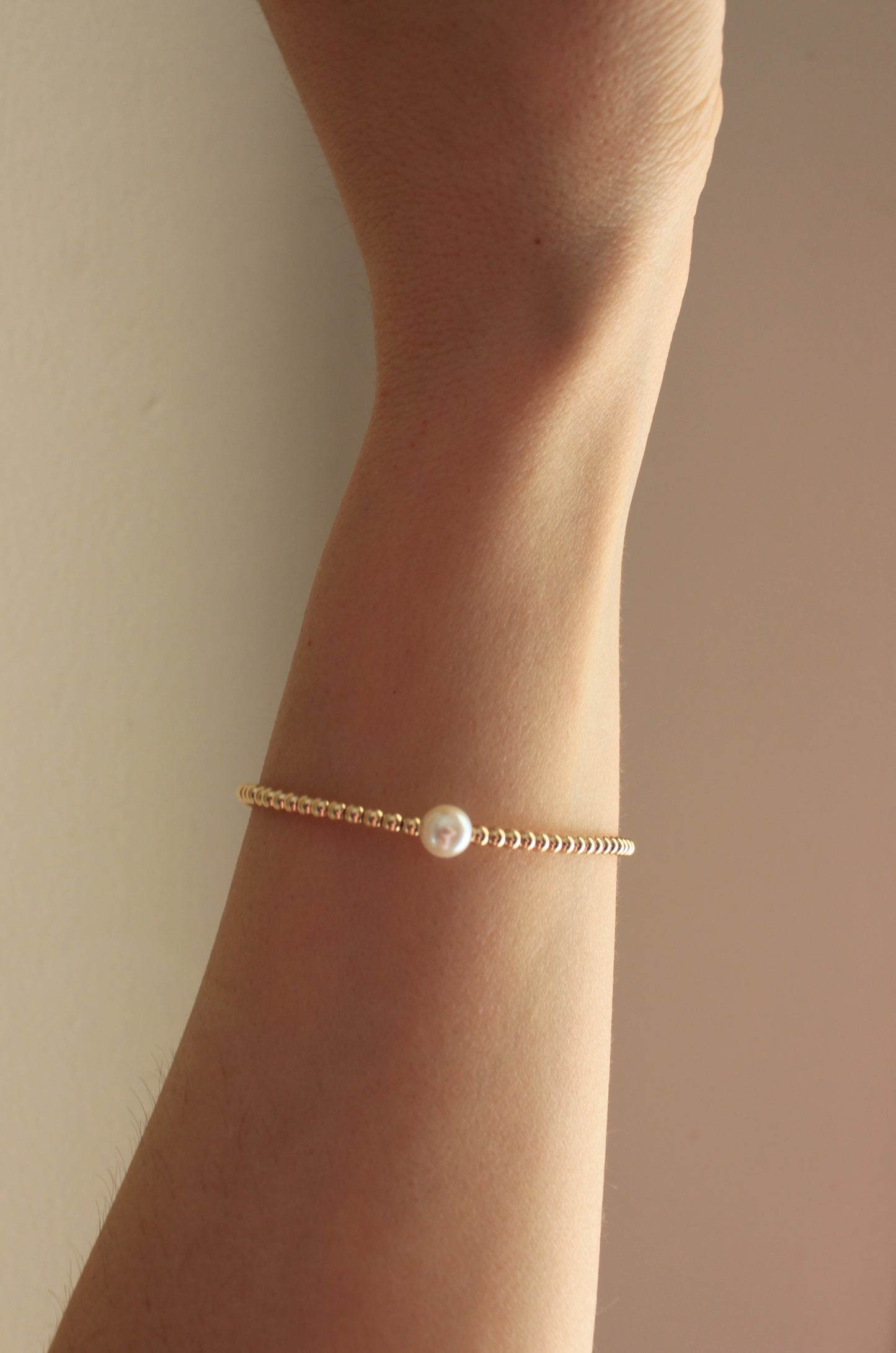 Legacy | Gold Bracelet With Round Natural Pearl Beads