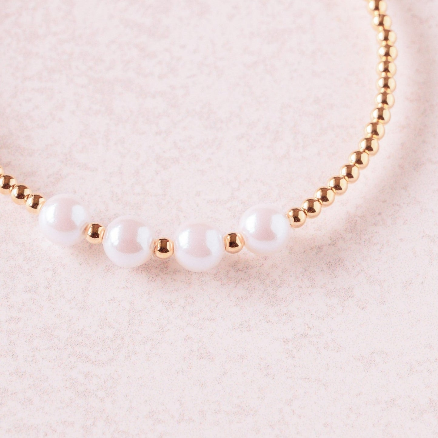 Legacy | Gold Bracelet With Round Natural Pearl Beads